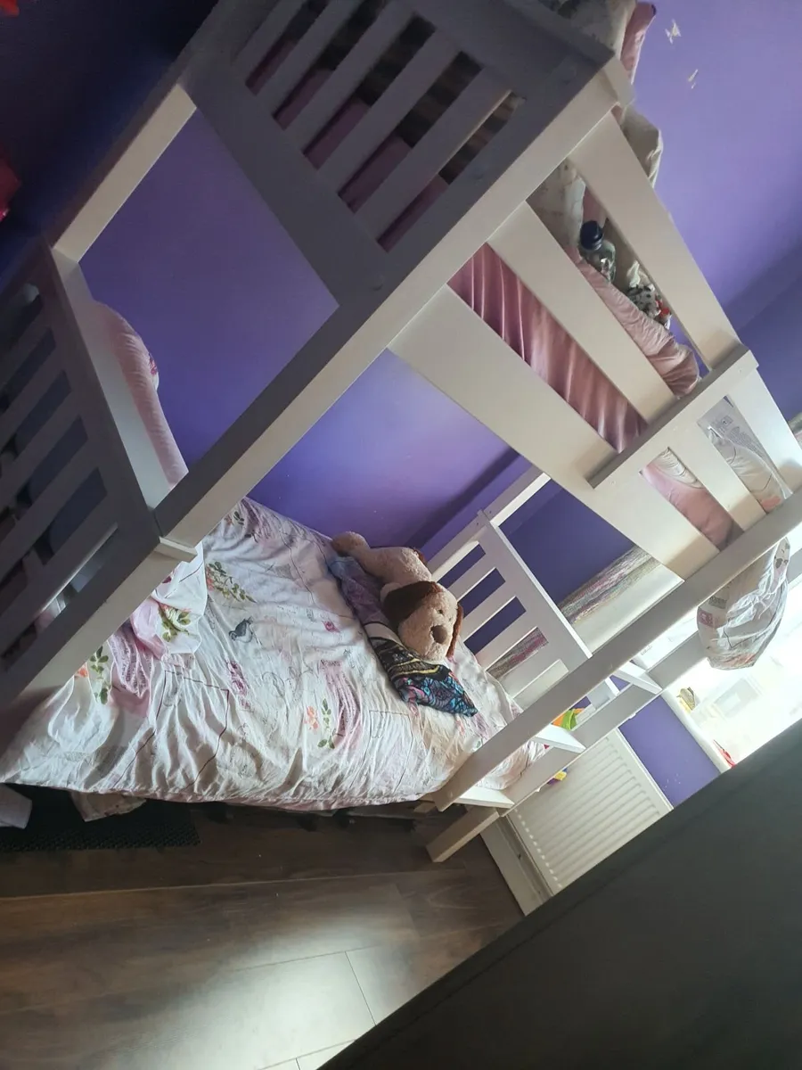 Small single bunk bed - Image 1