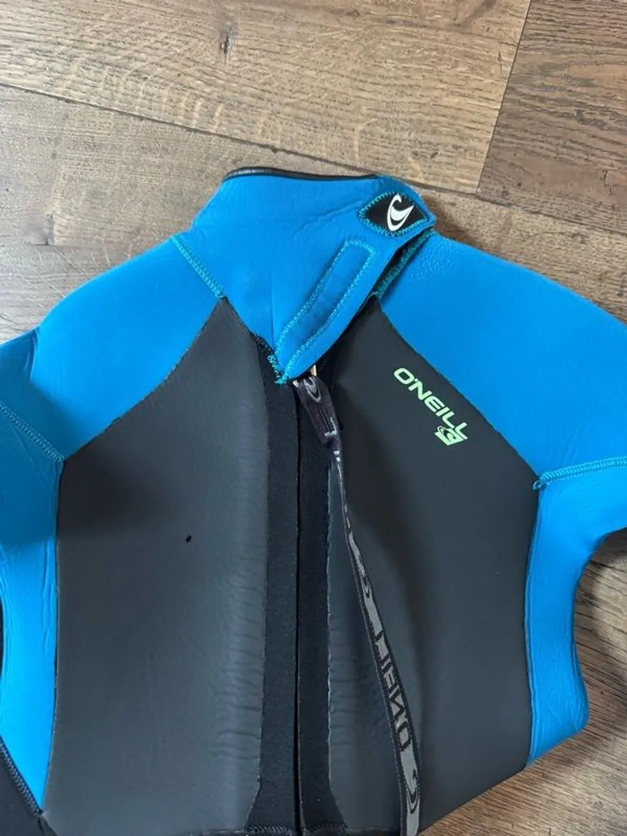 wetsuit - Image 4