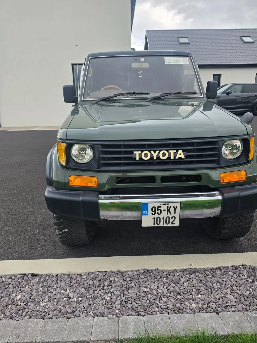 Toyota Land Cruiser 1995 - Image 1