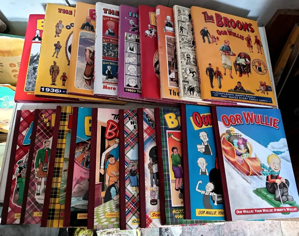 Joblot Broons And Oor Wullie Annuals and Comics - Image 1