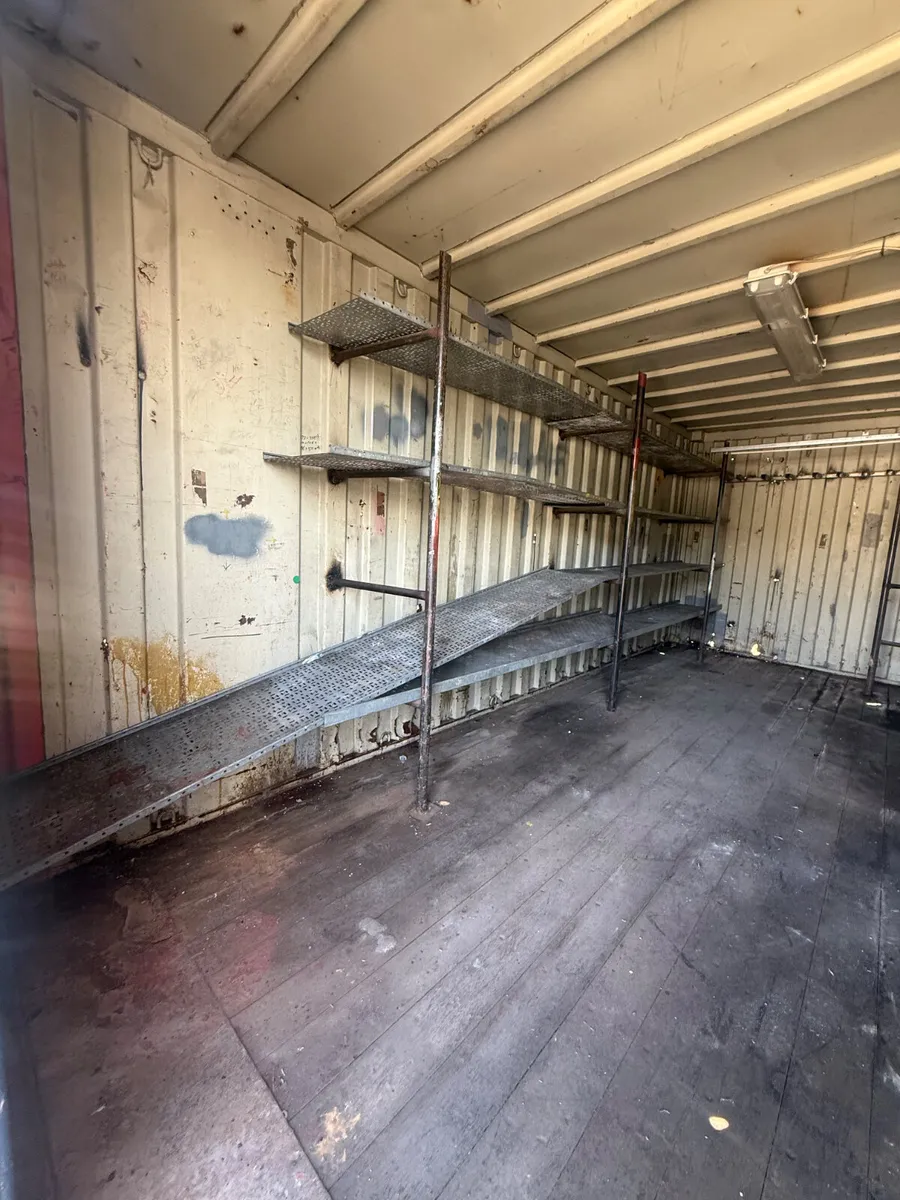 Containers 20 foot - Image 4