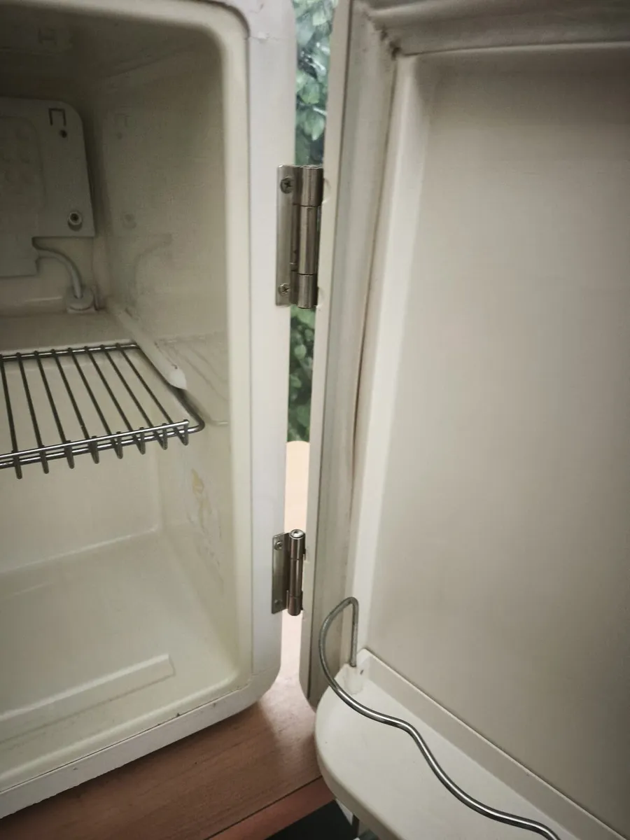 Fridge - Image 2