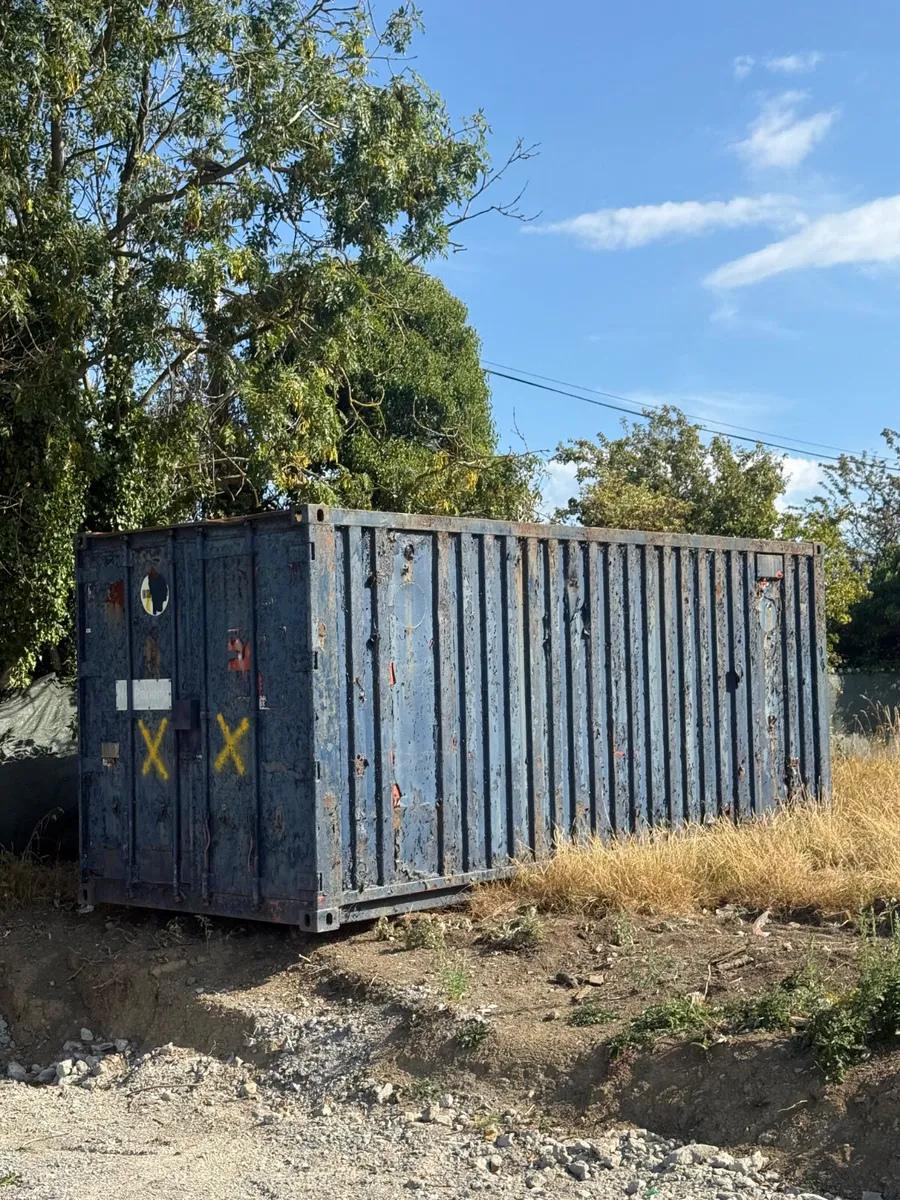 Containers 20 foot - Image 1
