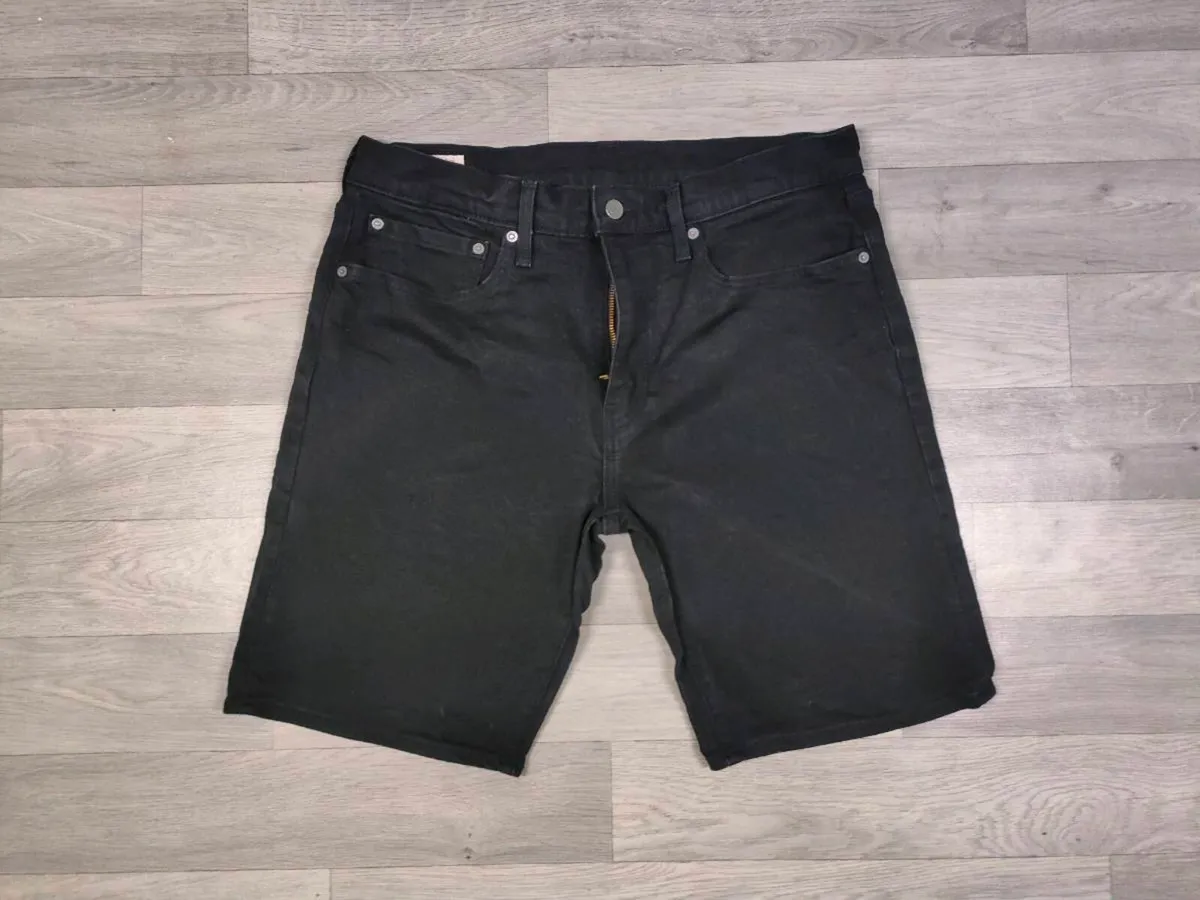 Levis 405 Shorts Mens Medium W34 - Image 1