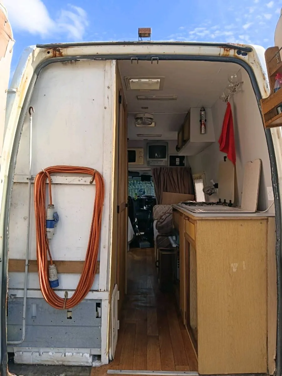 01 ford transit camper van - Image 4
