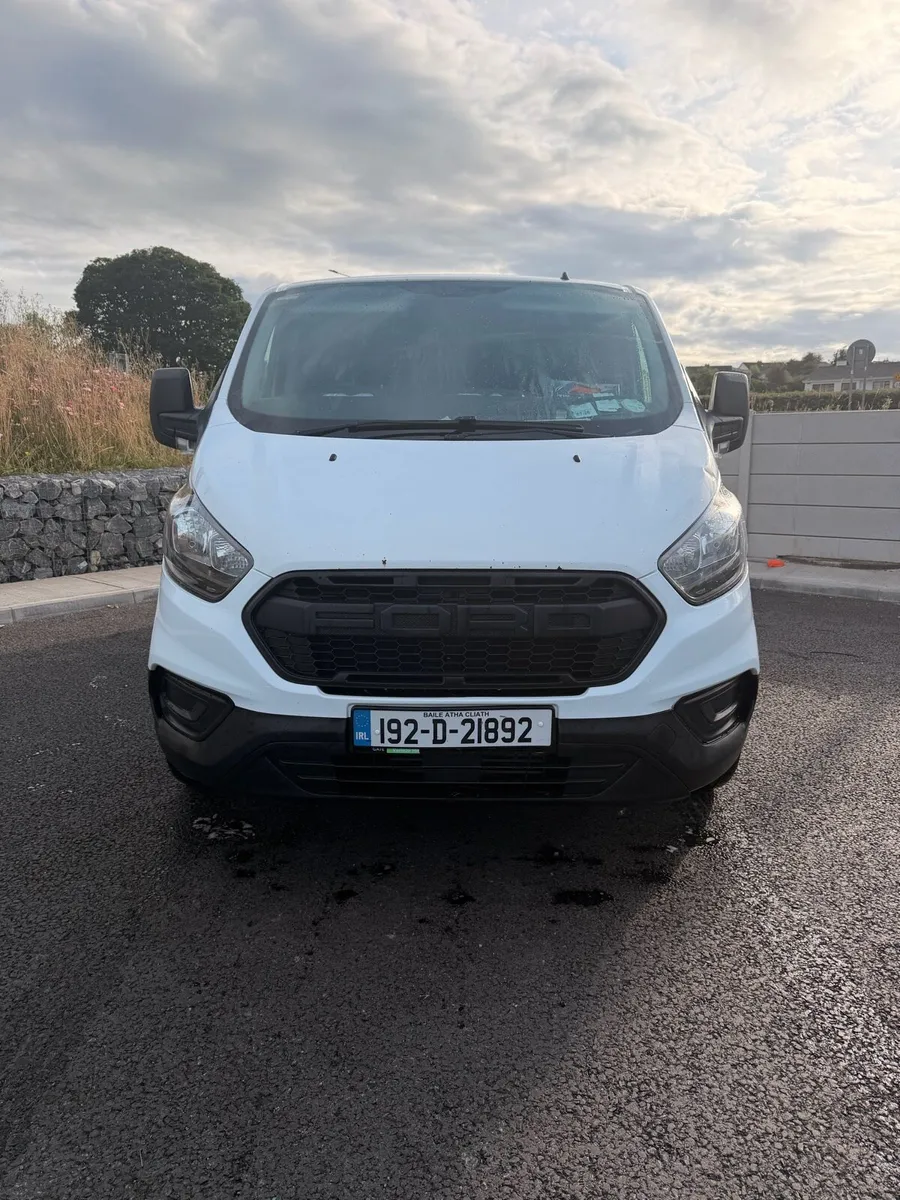 Ford transit custom Lwb - Image 2