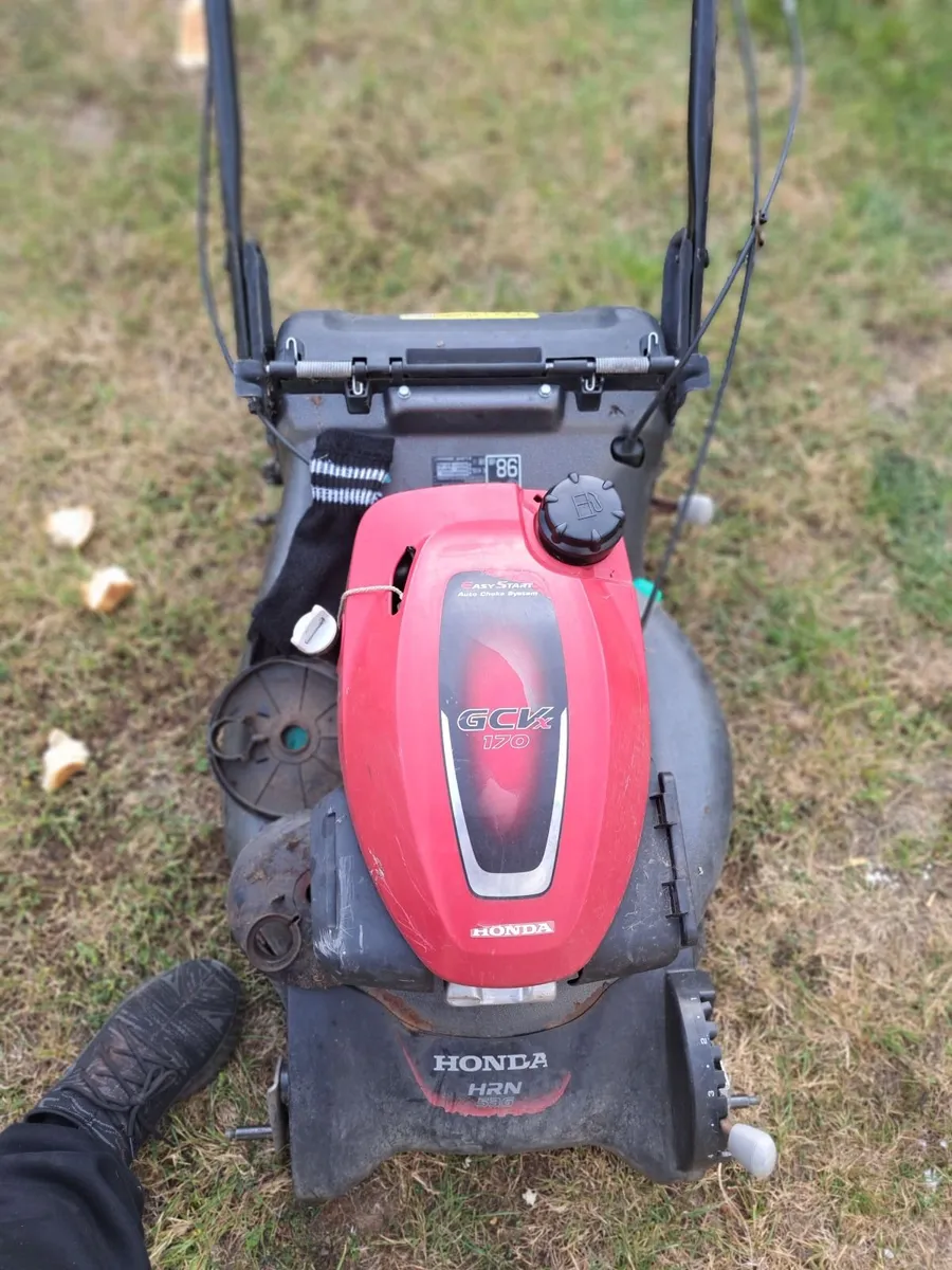 Honda lawnmower - Image 2