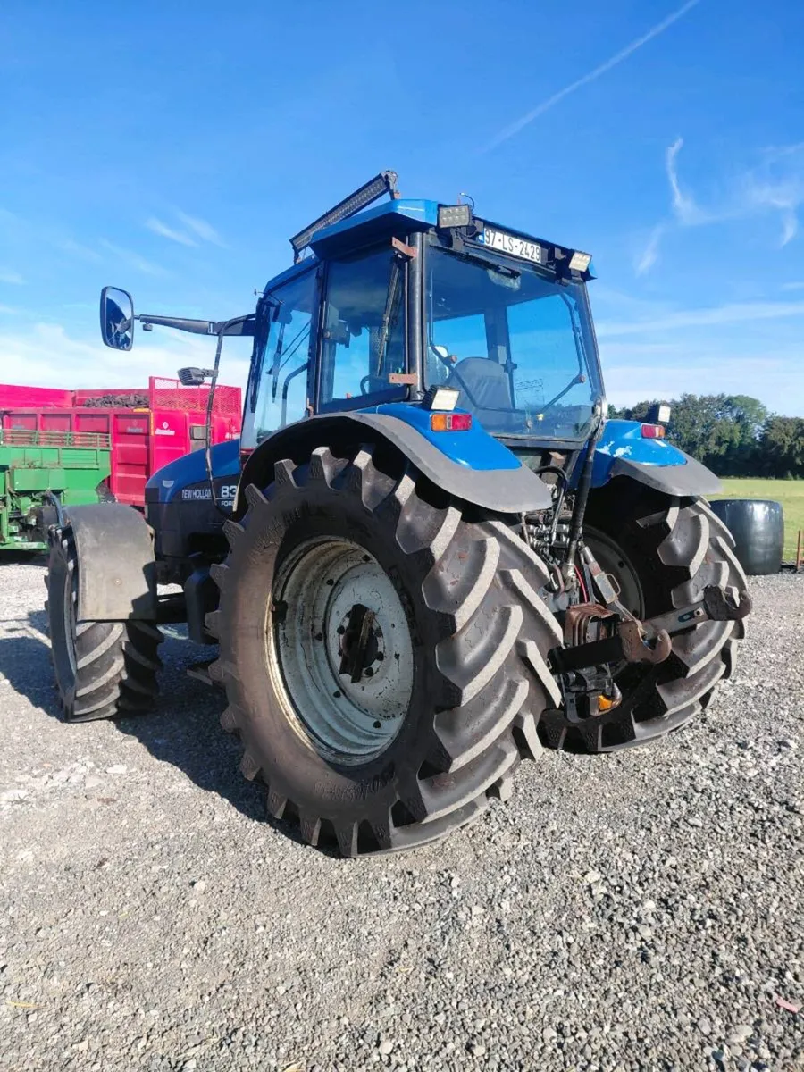New Holland 8360 with Creeper box - Image 3