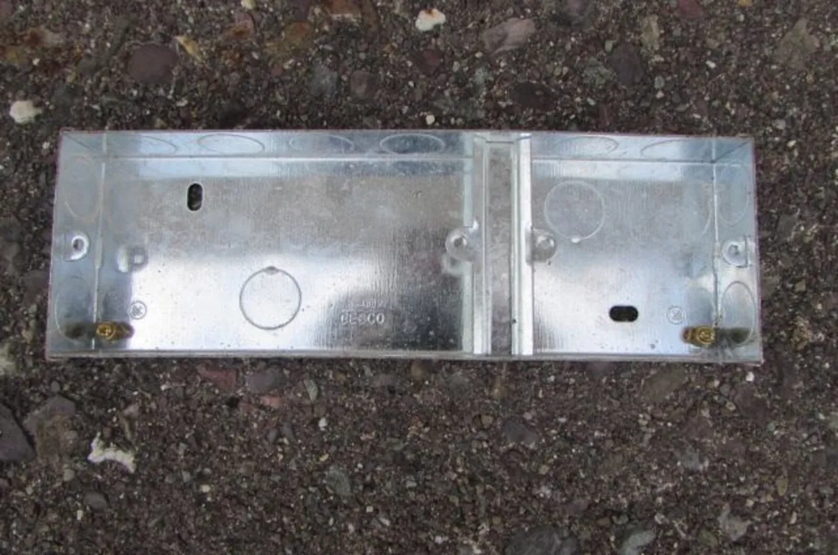 2 + 1 Flush Metal Boxes x 4 for Sale - Image 3