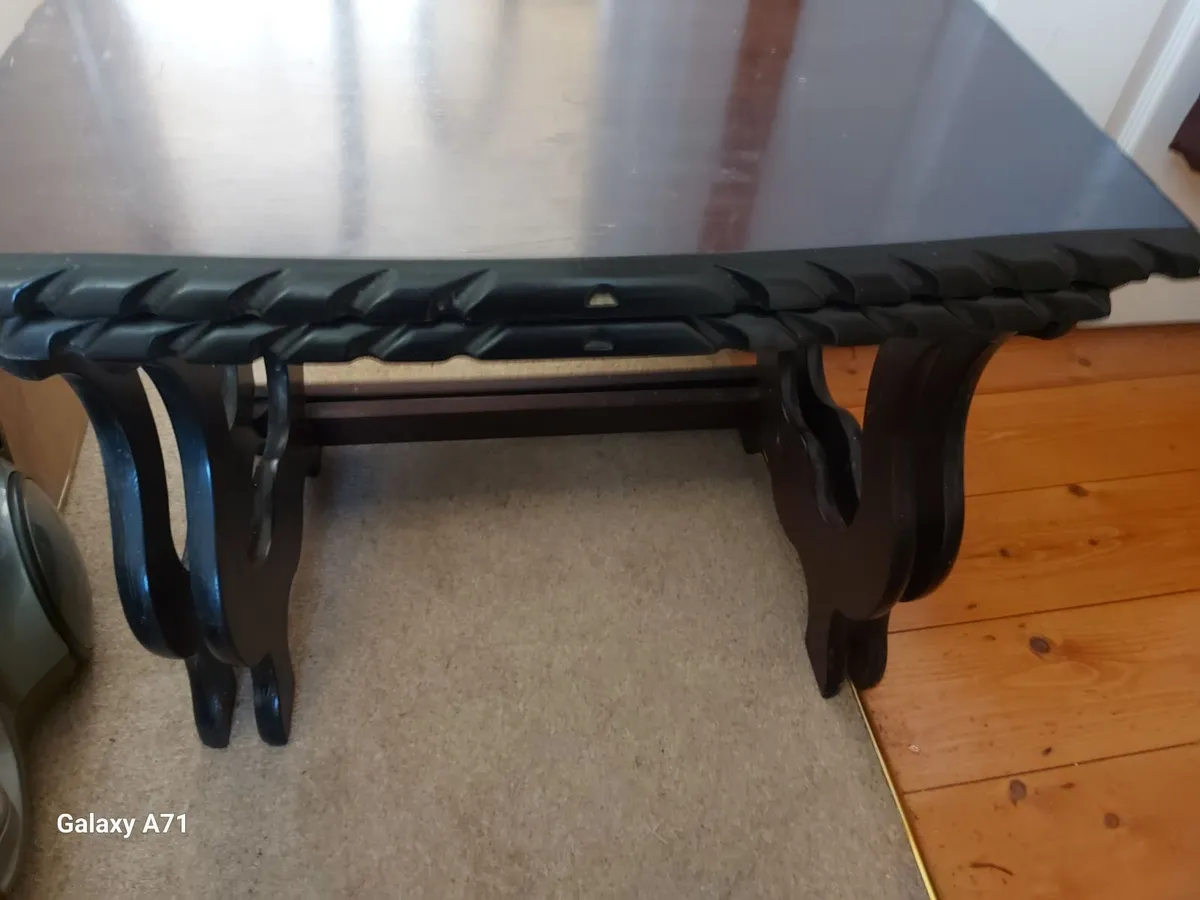 Nest of 2 tables in very good condition - Image 3