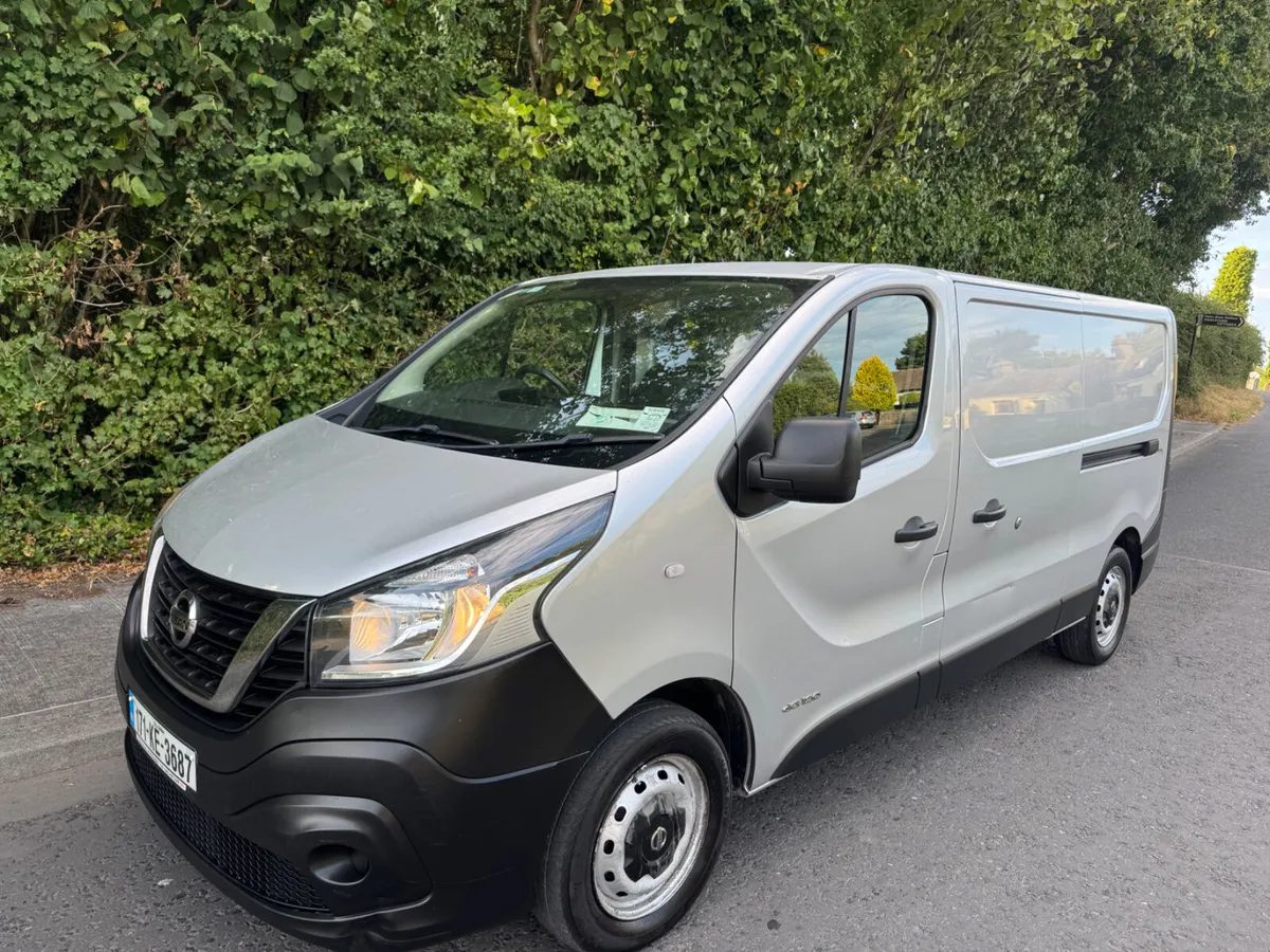 Nissan NV300 cvrt 5/27 tax 4/27 - Image 4
