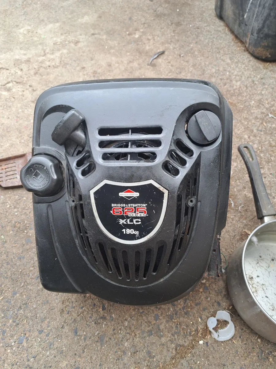 Lawnmower engine - Image 2