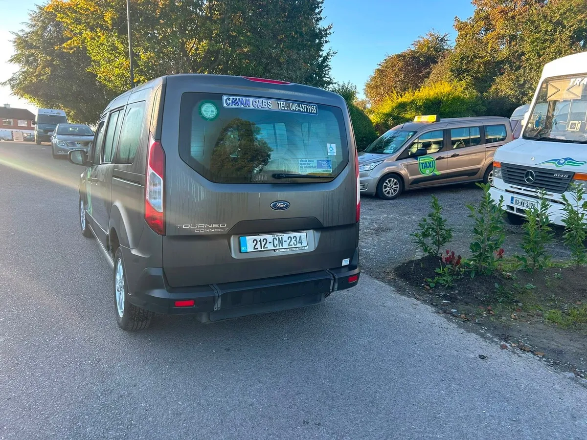 Ford Tourneo - Image 4