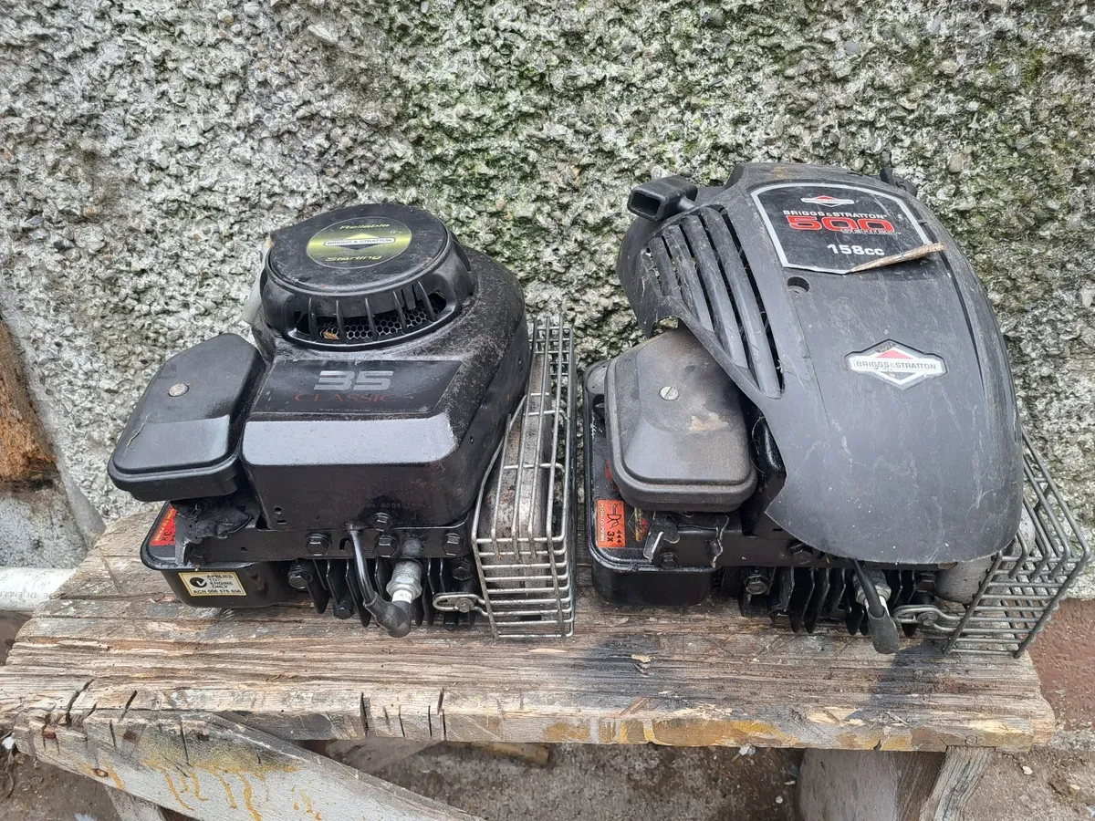 Lawnmower engines