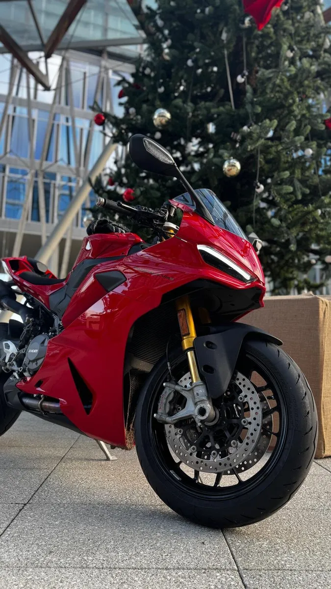Ducati Panigale v2S Full Termignoni PRICED TO SELL - Image 2