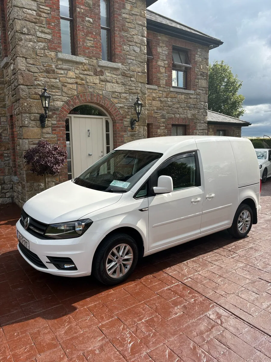 Volkswagen Caddy HIGHLINE 2.0 TDI 102HP - Image 4
