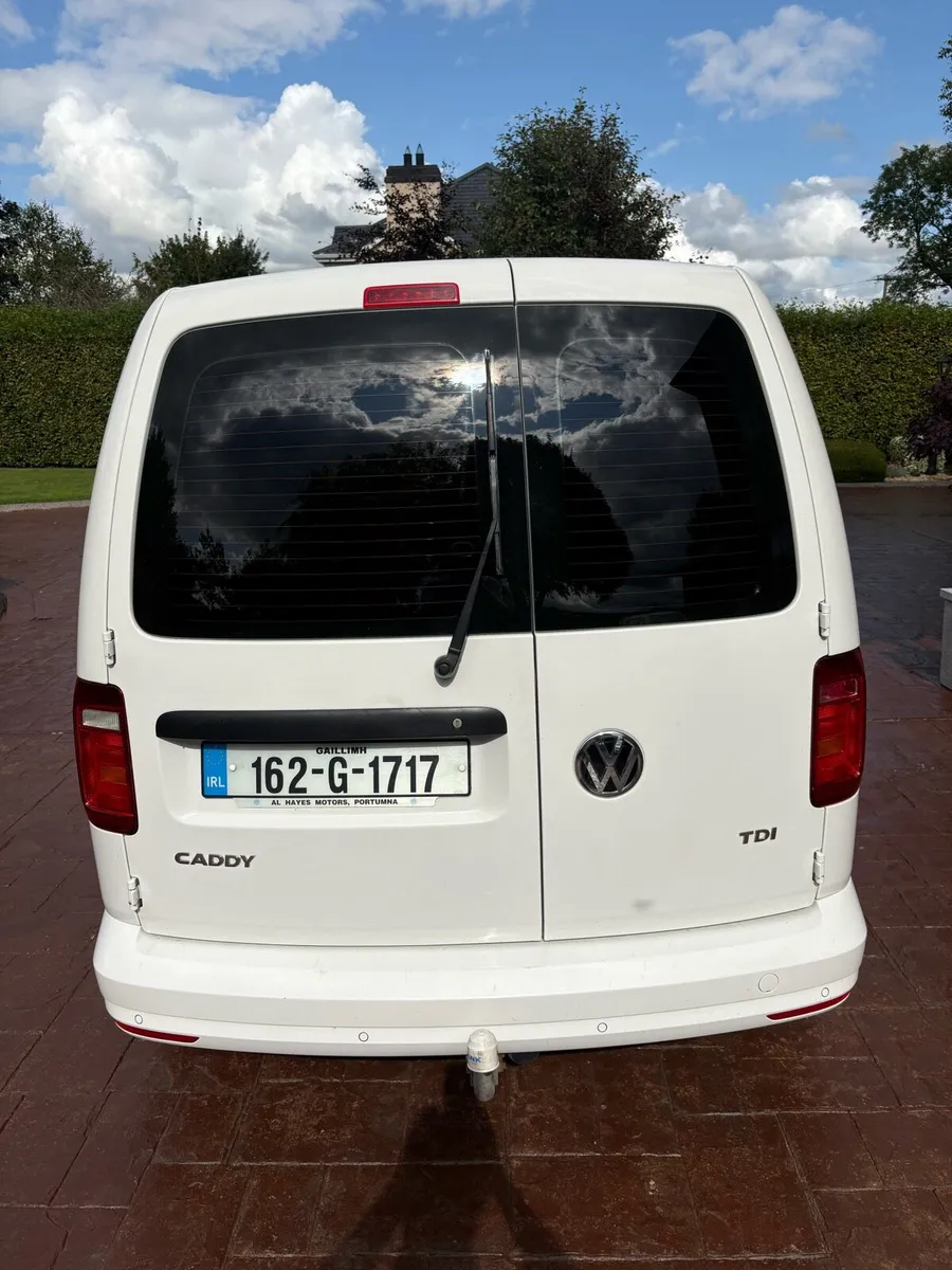 Volkswagen Caddy HIGHLINE 2.0 TDI 102HP - Image 2
