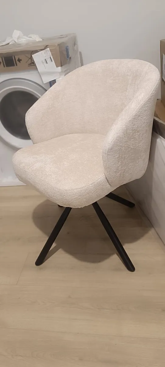Chairs - Image 4