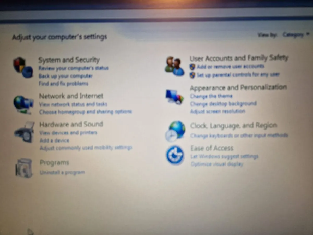 Fujitsu Esprimo V5535 Laptop, 1Terrabyte HDD - Image 3