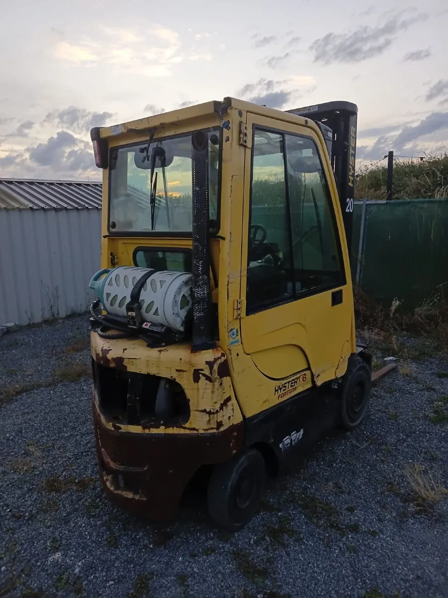2018 HYSTER 1.6T FORKLIFT - Image 4