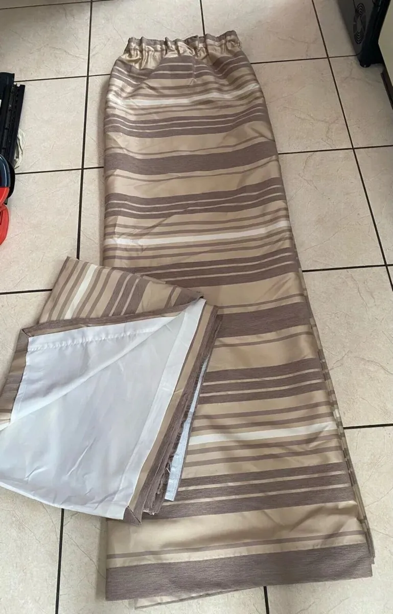 Gorgeous Pair of Fully Lined Curtains 90” x 72” - Image 3