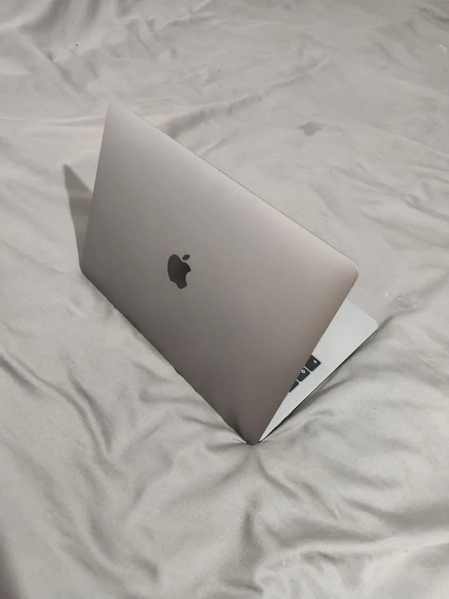 Apple MacBook Pro 2016 , i7 , 16/512Gb - Image 3