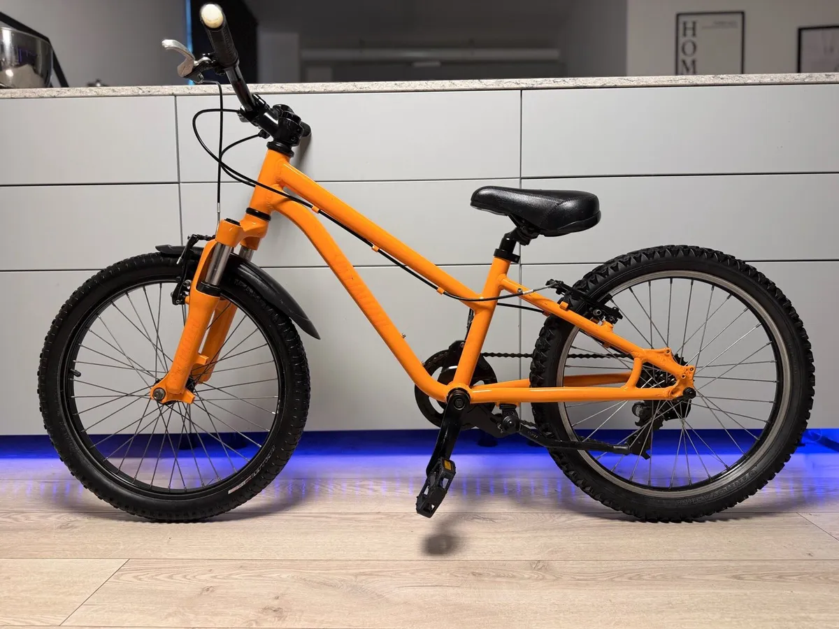 Specialized Kids Bike 20 inch - Image 2