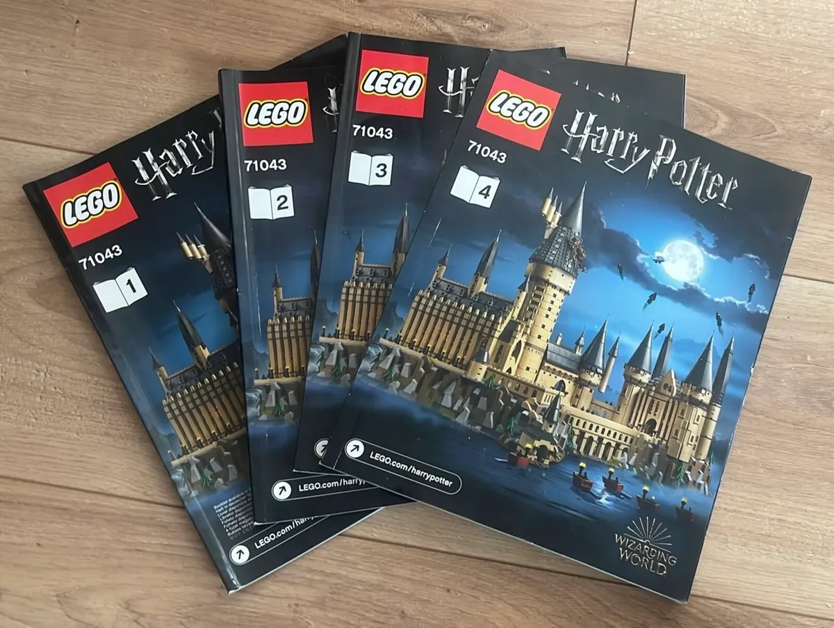 Hogwarts Castle Lego Set 71043 (16yrs+) - Image 1