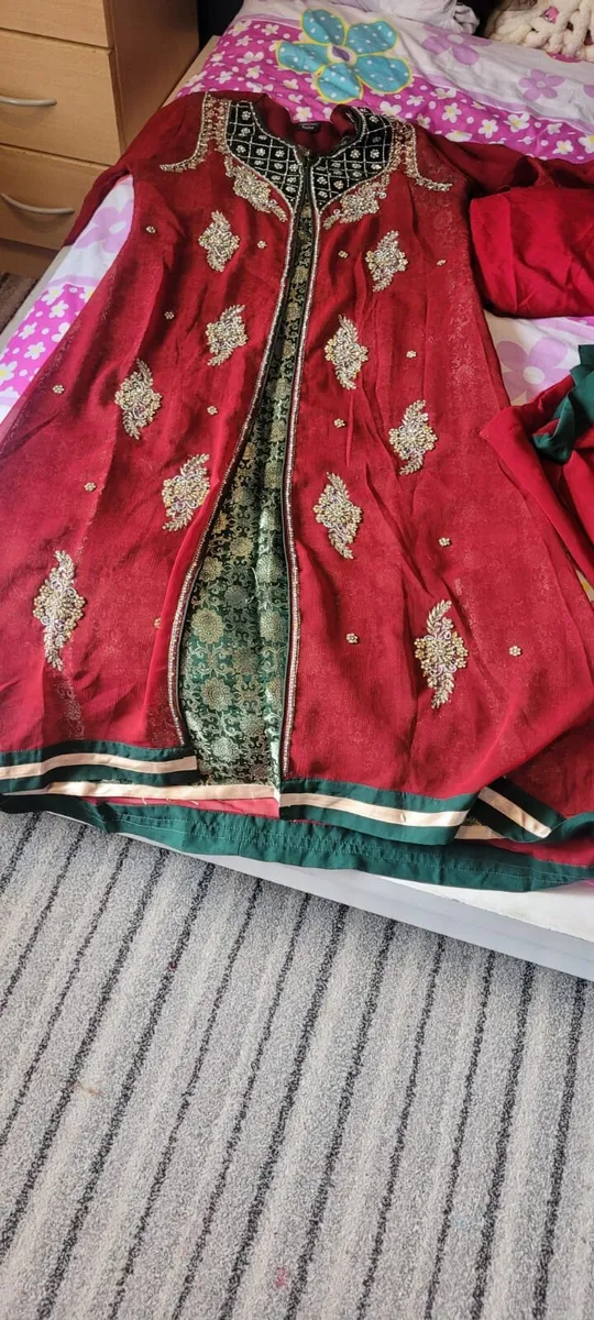 2 Women pakistani dress - Image 1