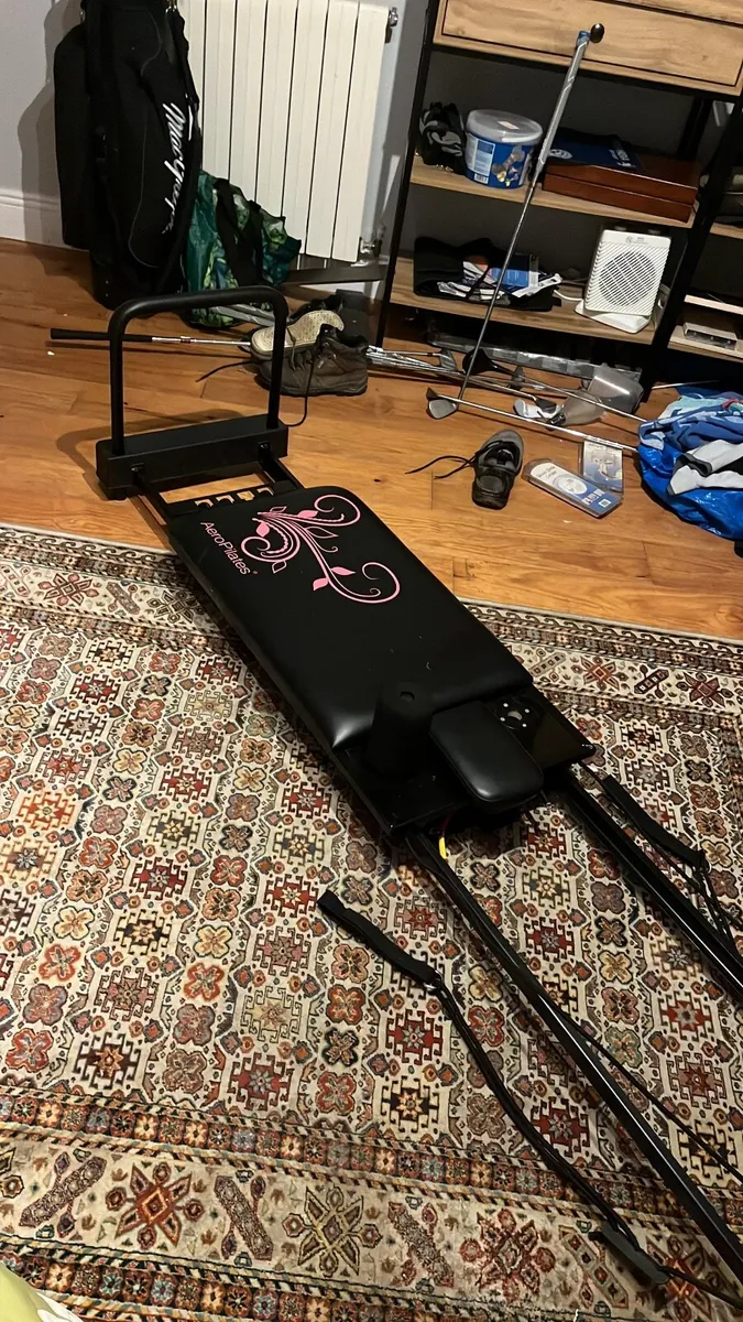 Aeropilates machine with jump board - Image 3