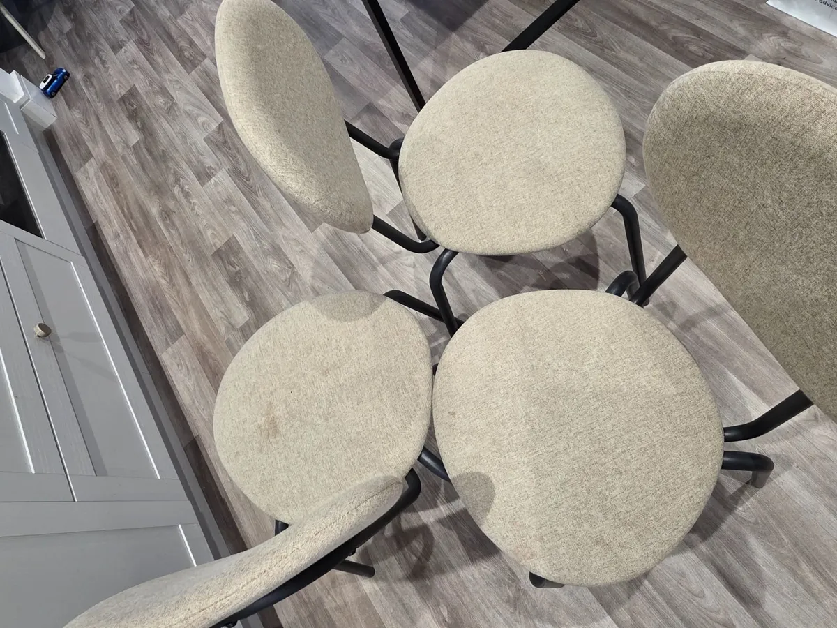 Dining Table & 3 Chairs - Image 3