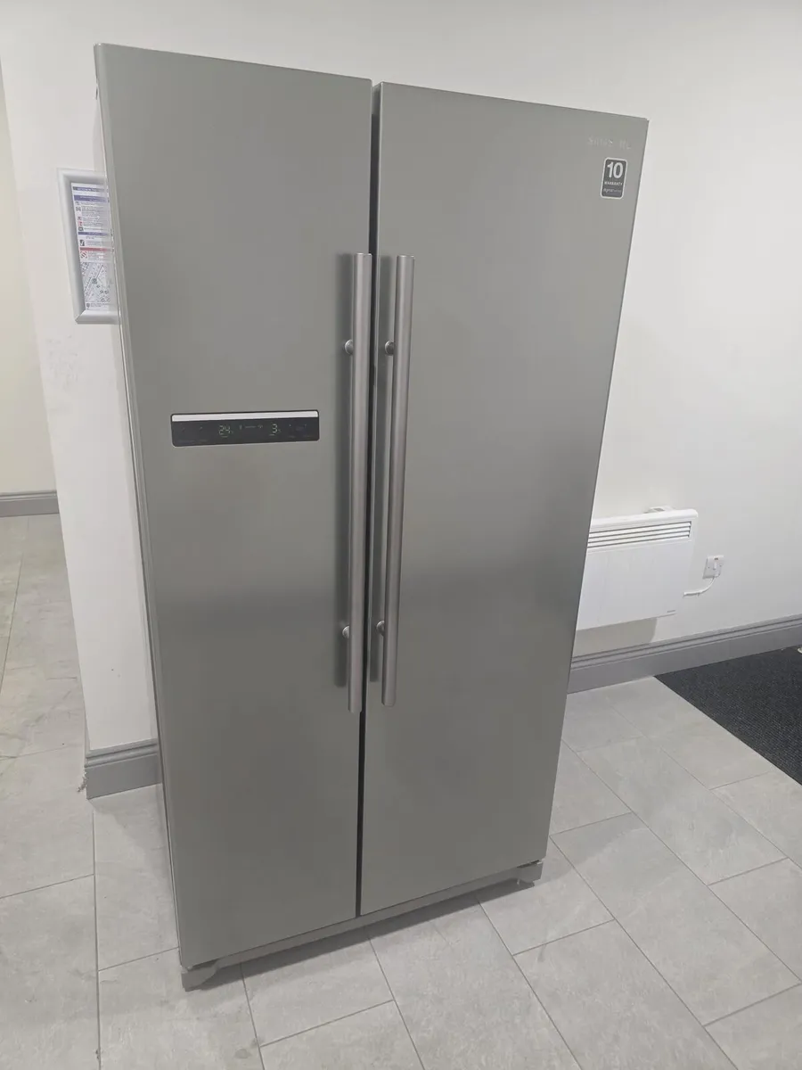 Samsung American Fridge Freezer - Image 1