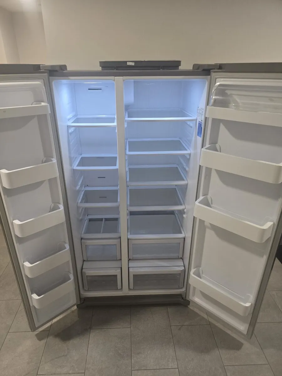 Samsung American Fridge Freezer - Image 3