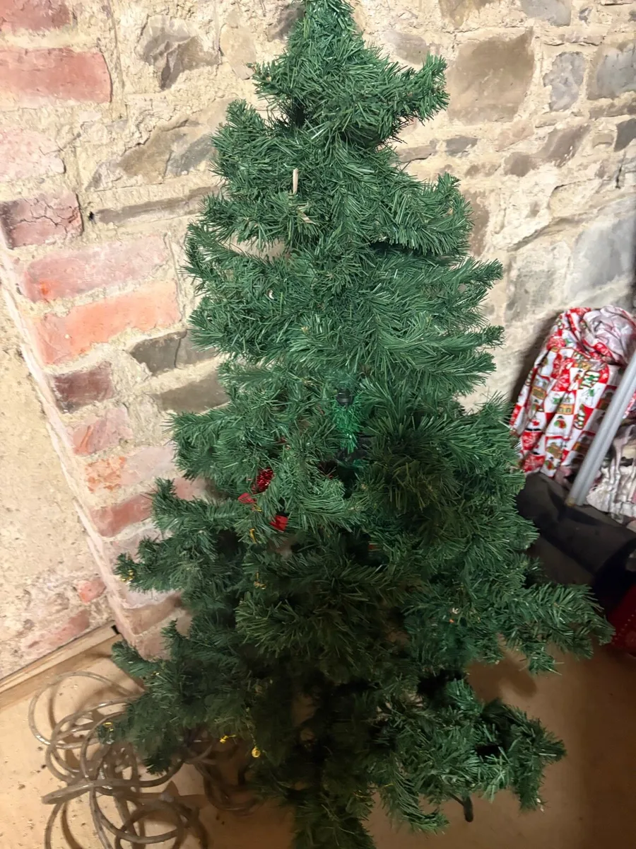 Christmas tree - Image 1
