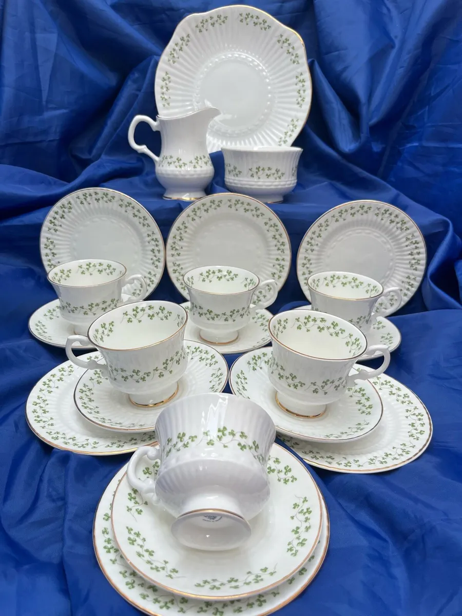 Royal Tara teaset - Image 1