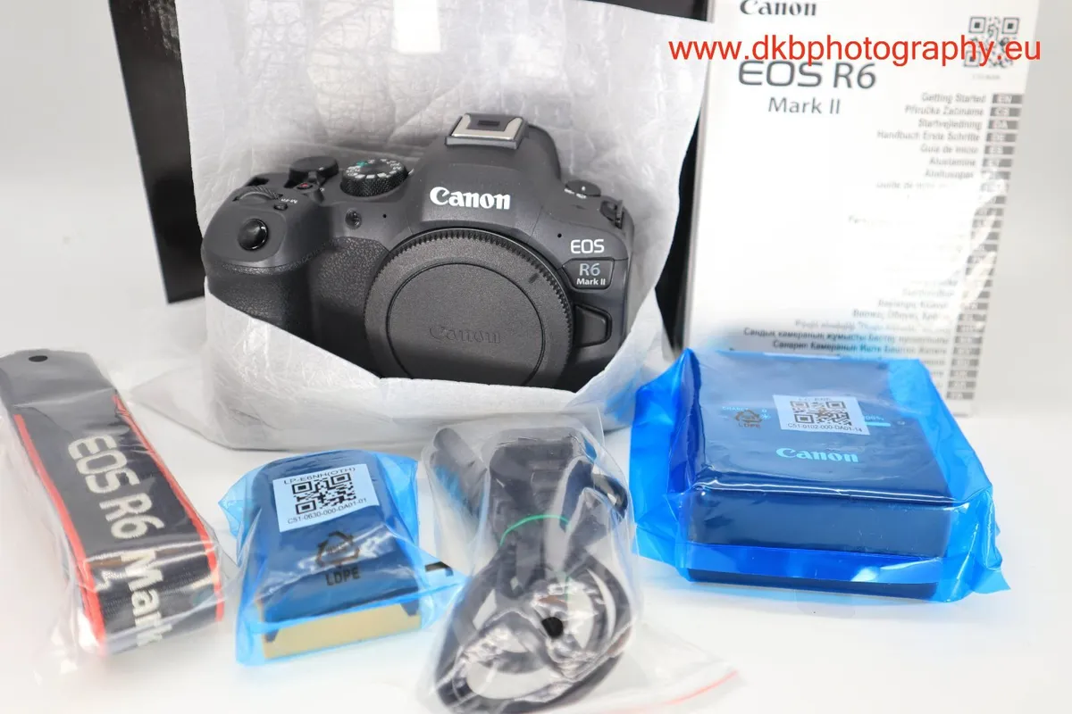CANON EOS R6 Mark II MIRRORLESS CAMERA (NEW) #0626 - Image 3