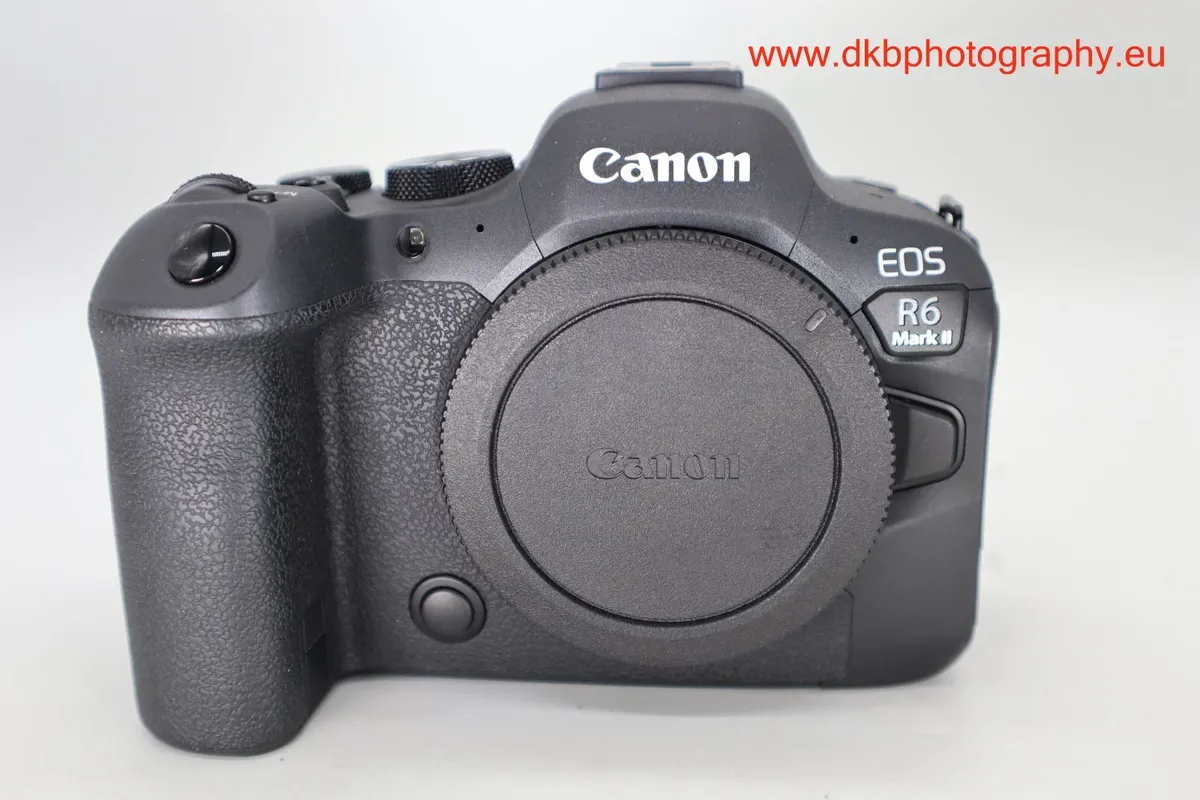 CANON EOS R6 Mark II MIRRORLESS CAMERA (NEW) #0626 - Image 4