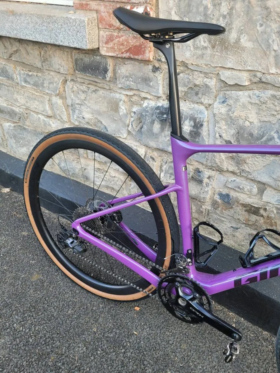 Giant Revolt Gravel - Image 3