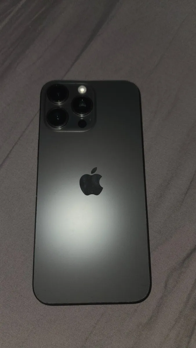 Jailbroken iPhone 15 Pro Max Dopamine 3.1 - Image 2