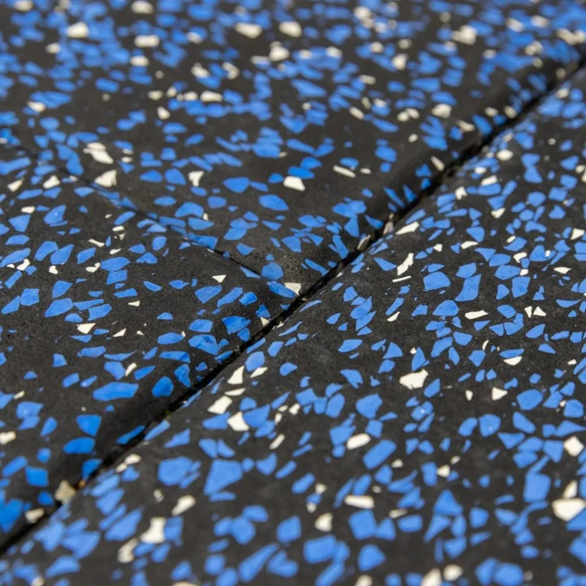 Lux: Med Blue 15mm 1m² Rubber Gym Flooring Tiles - Image 4