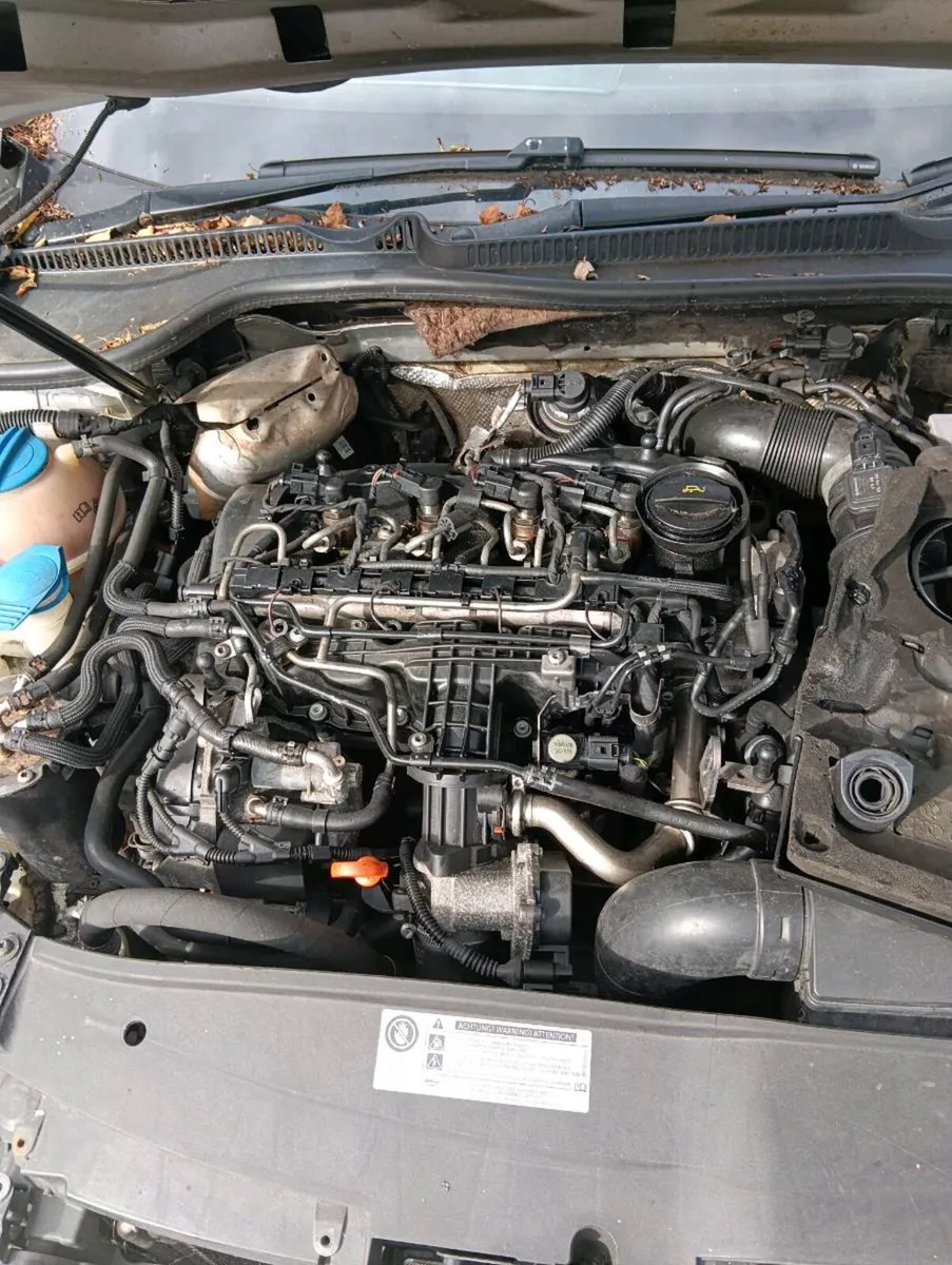 Breaking VW golf Mk6 2010 1.6tdi - Image 2