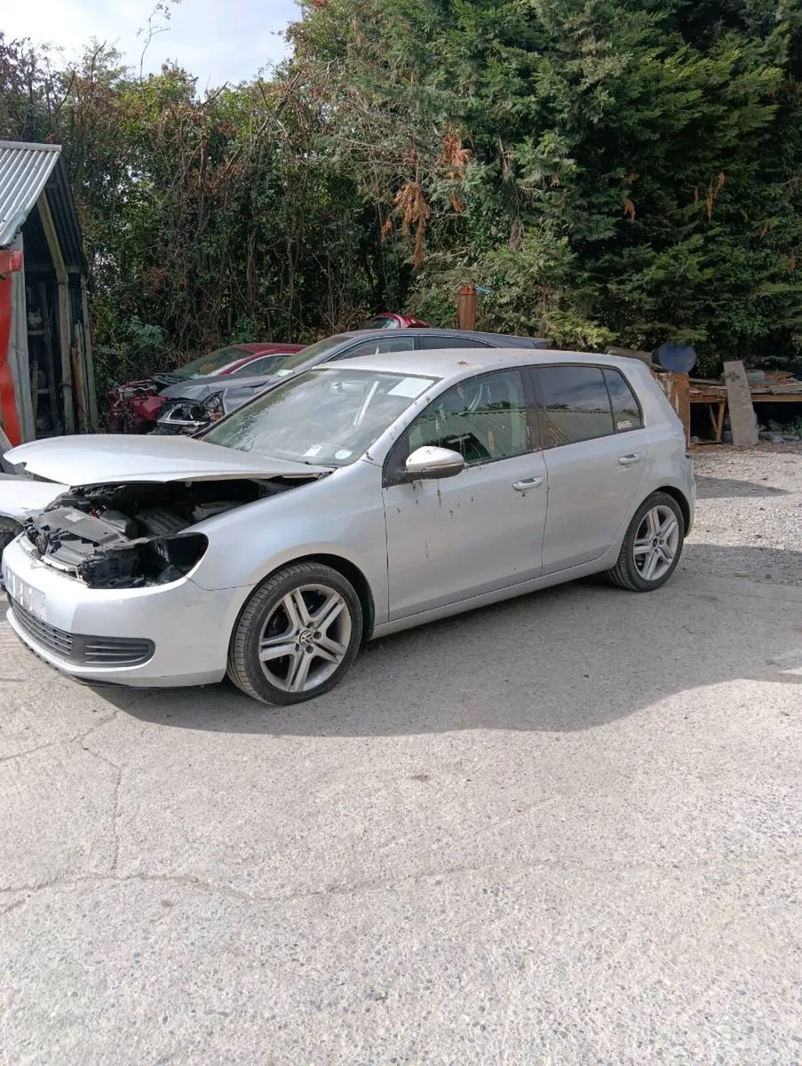 Breaking VW golf Mk6 2010 1.6tdi - Image 4