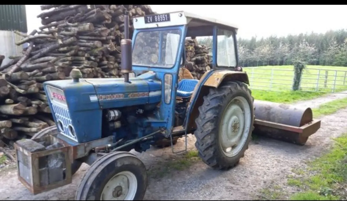 Ford 4000 - Image 1