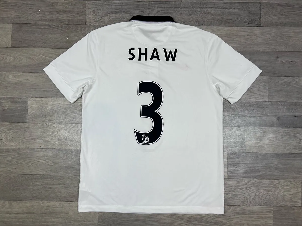 Nike Manchester United Luke Shaw Away Jersey L - Image 1