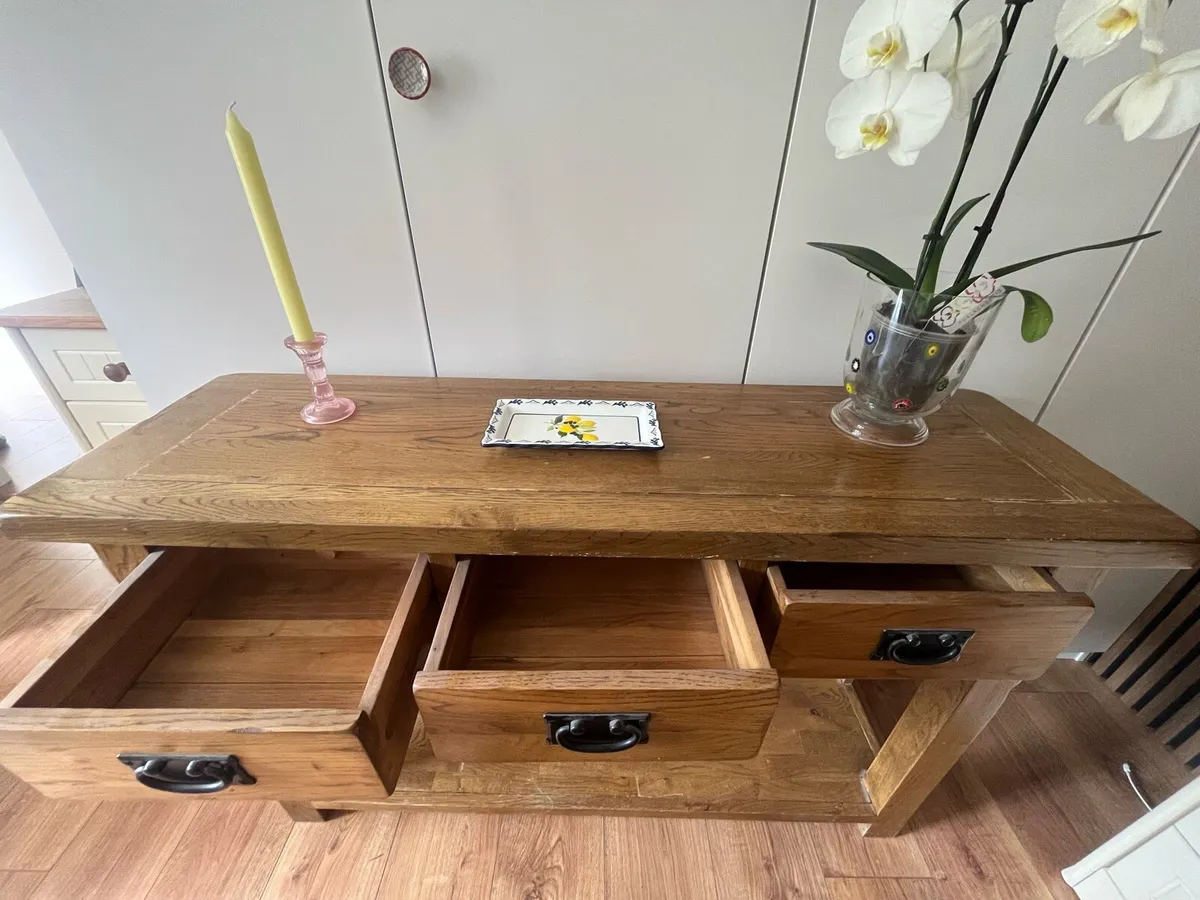 Console - Image 2