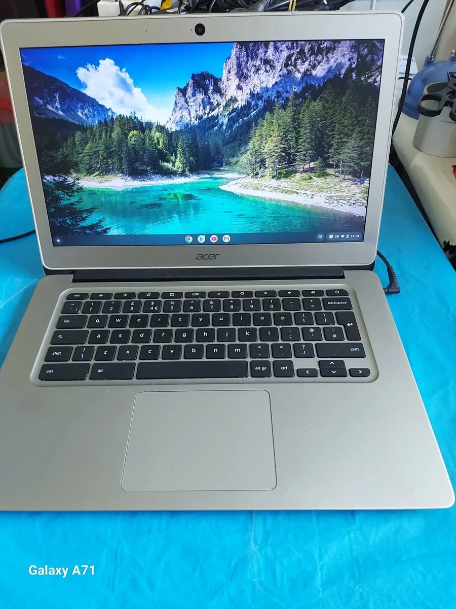 ACER ChromeBook, Silver, 16GB, in excellent condit - Image 2