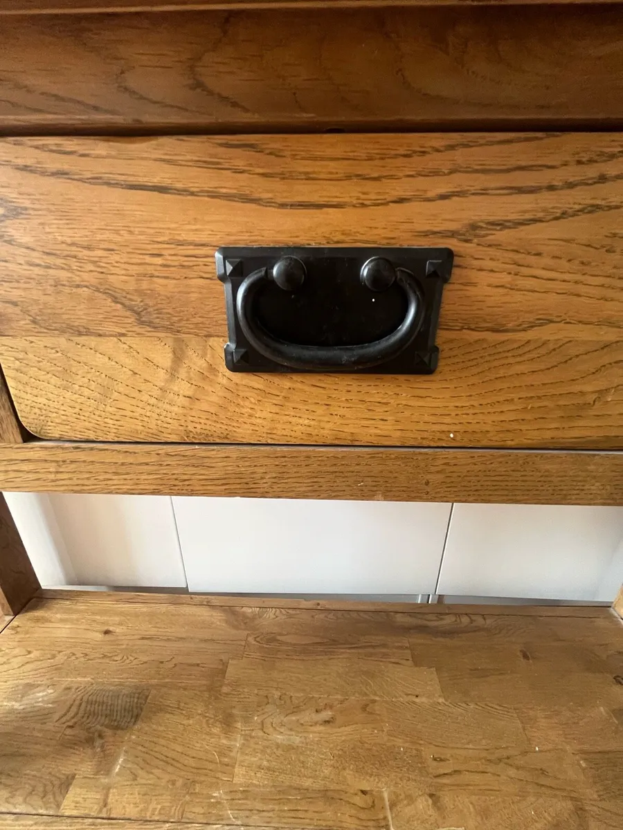 Console - Image 4