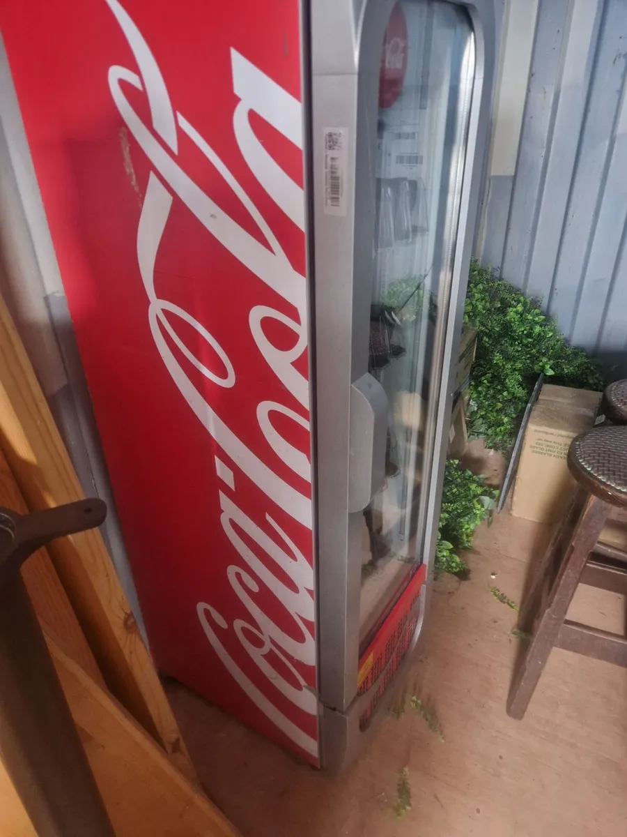 Coca cola fridge - Image 2