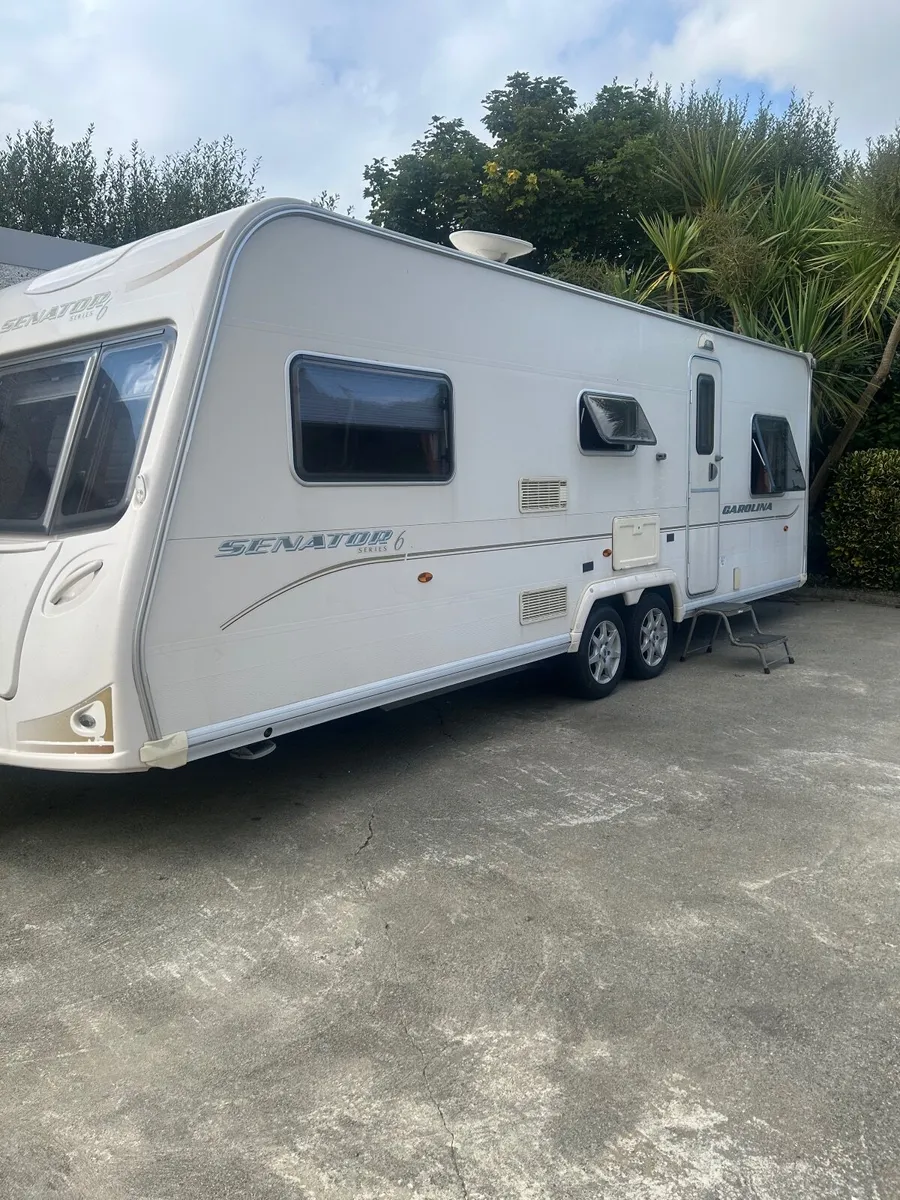Caravan - Image 1
