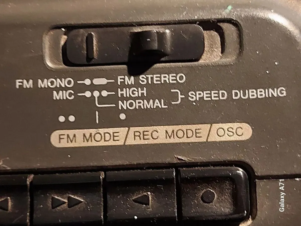 AIWA Stereo Radio Cassette Recorder Model CS-W320E - Image 4